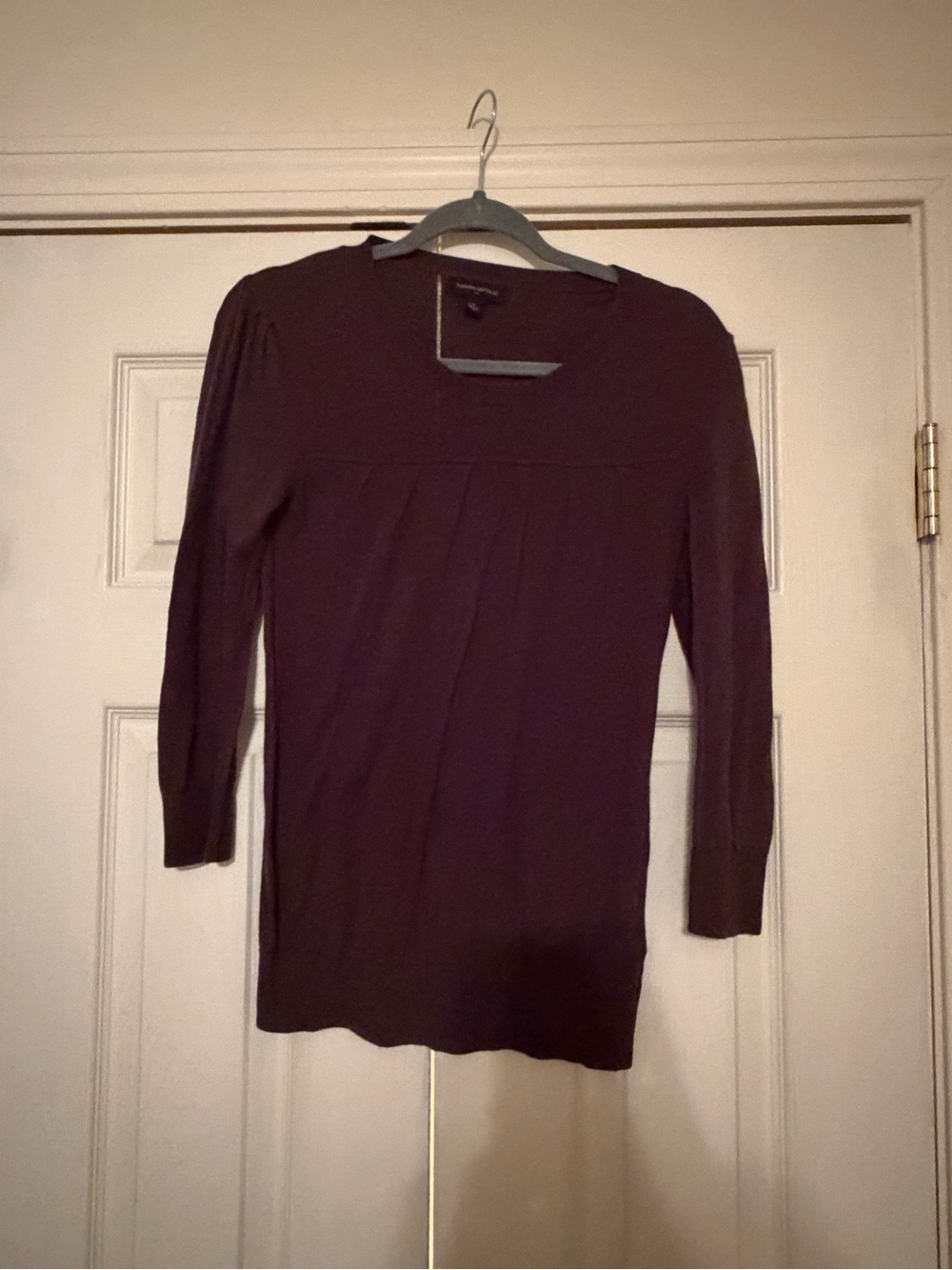 Women’s Long Sleeve Scoop Neck Top - chocolate brown